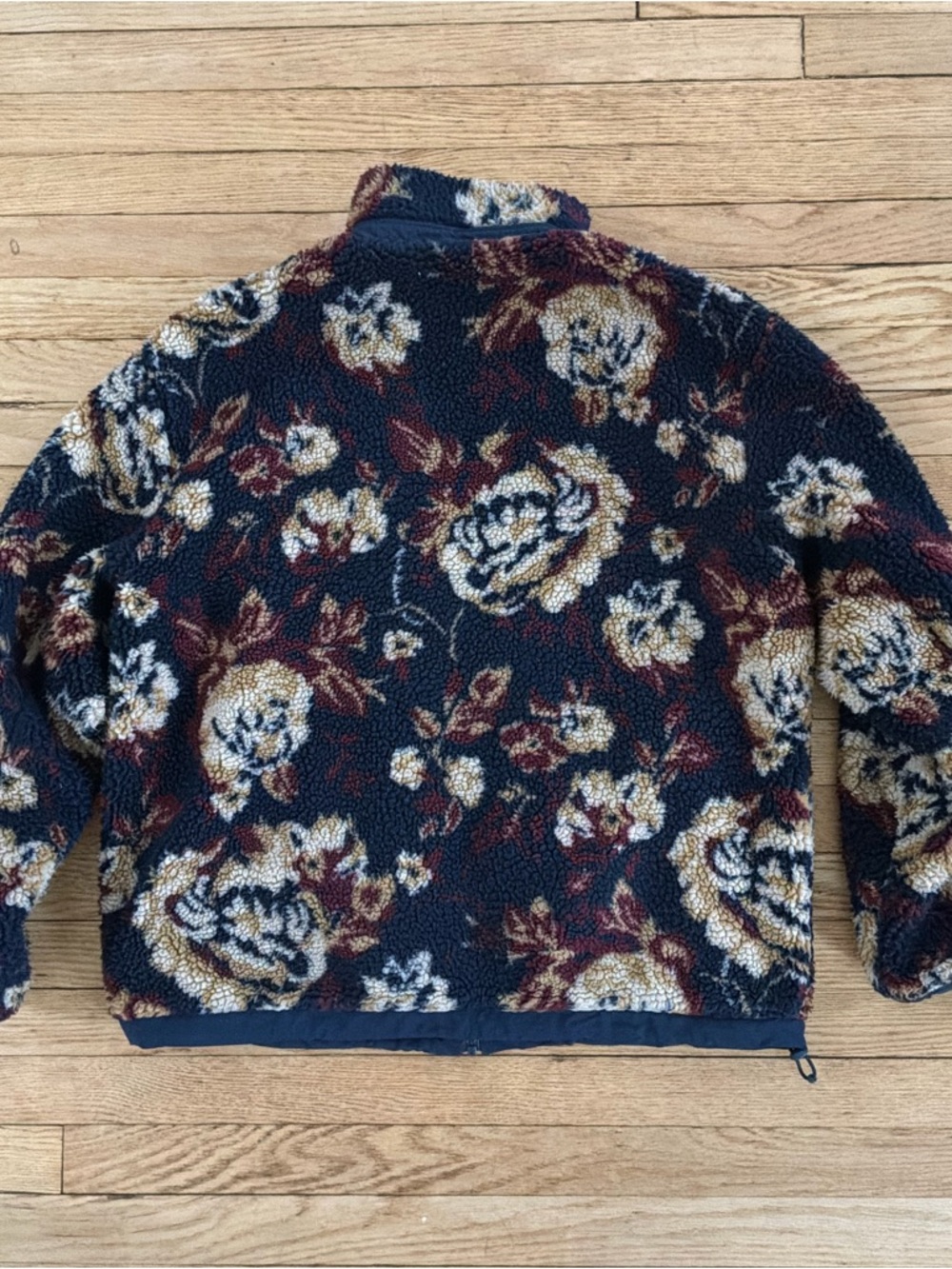 Kith Pinehurst Sherpa Navy and Cream Floral Teddy Jacket Unisex - Picture 2 of 8